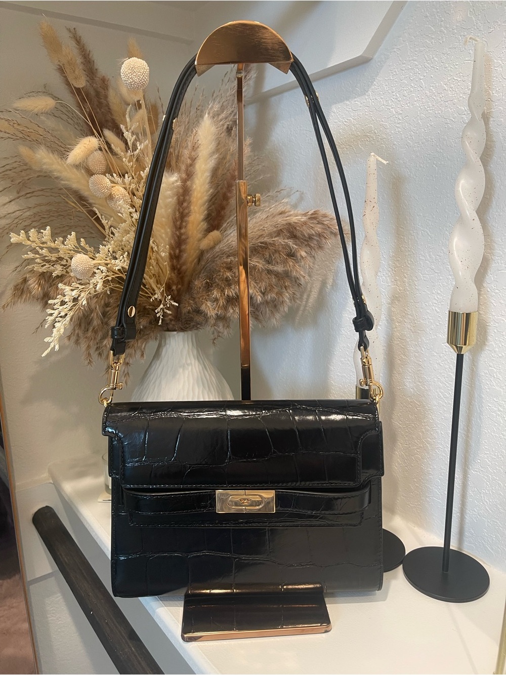 Tory Burch Lee Radziwill Black Croc-Embossed shoulder Leather and Gold Hardware